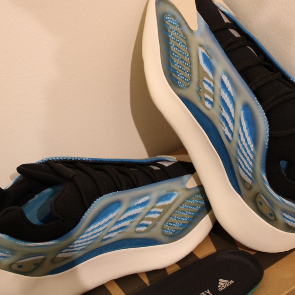 Adidas Yeezy Size 12 - Picture 2 of 6